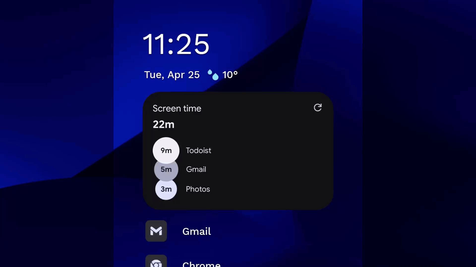 Widget stacks in Niagara Launcher — multiple widgets stacked on the home screen